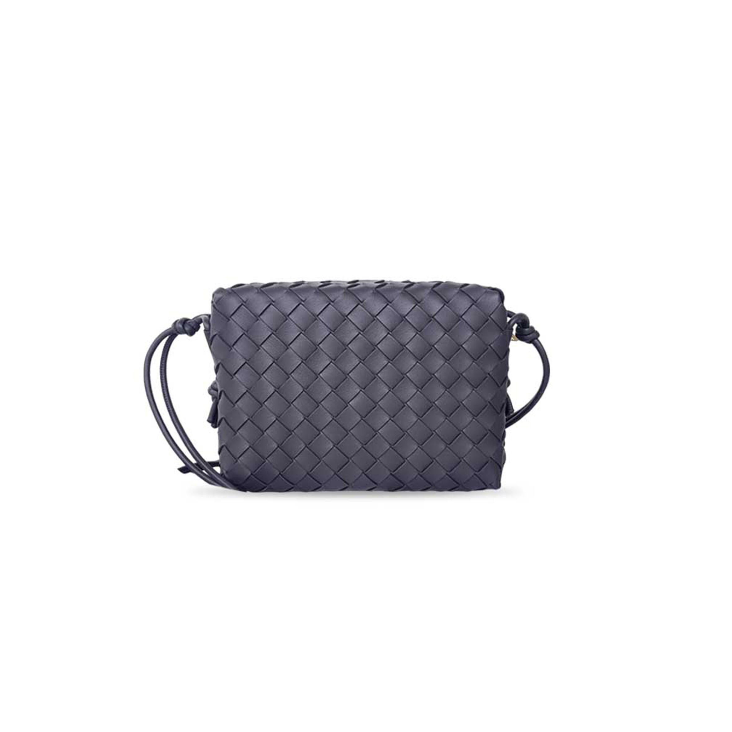 b0tt*ga Ven*ta small loop camera bag 680255 (22*15*8cm)